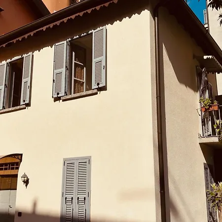Friendly Africa Center Daire Como