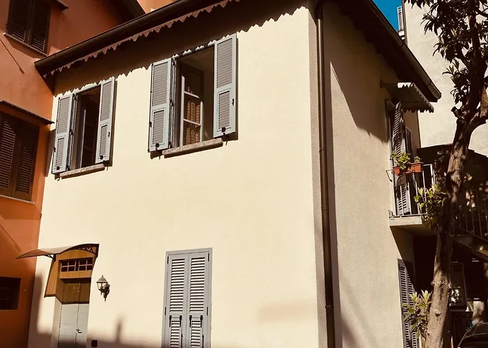 Friendly Africa Center Daire Como